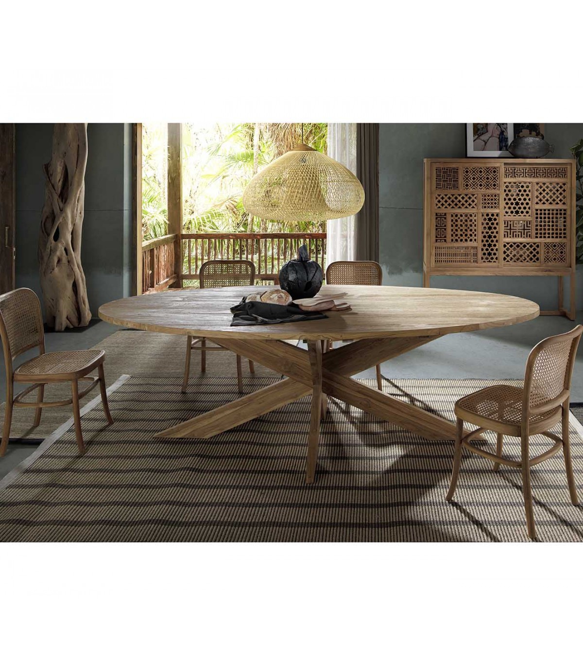 Mesa de comedor de madera maciza y sus estilos